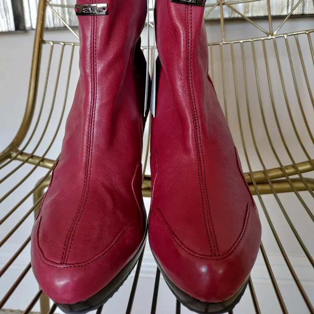 NIB $670 Adidas Slvr burgundy red leather boots.‎  US 8